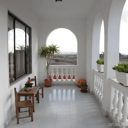 Domu'e Luna فندق مبيت وإفطار 2*