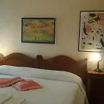 Bed & Breakfast Domu'e Luna Lunamatrona