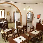 Bed & Breakfast Domu'e Luna