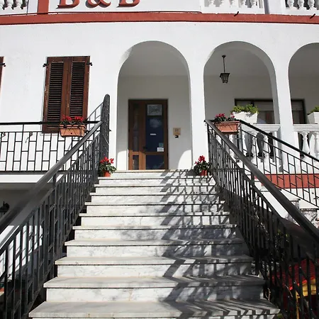 Domu'e Luna Lunamatrona